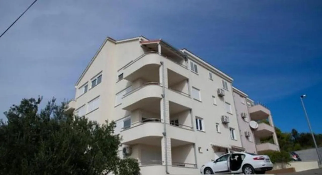 Apartment In Okrug Gornji With Sea View, Terrace, Air Conditioning, Wifi 5051-2 Trogir